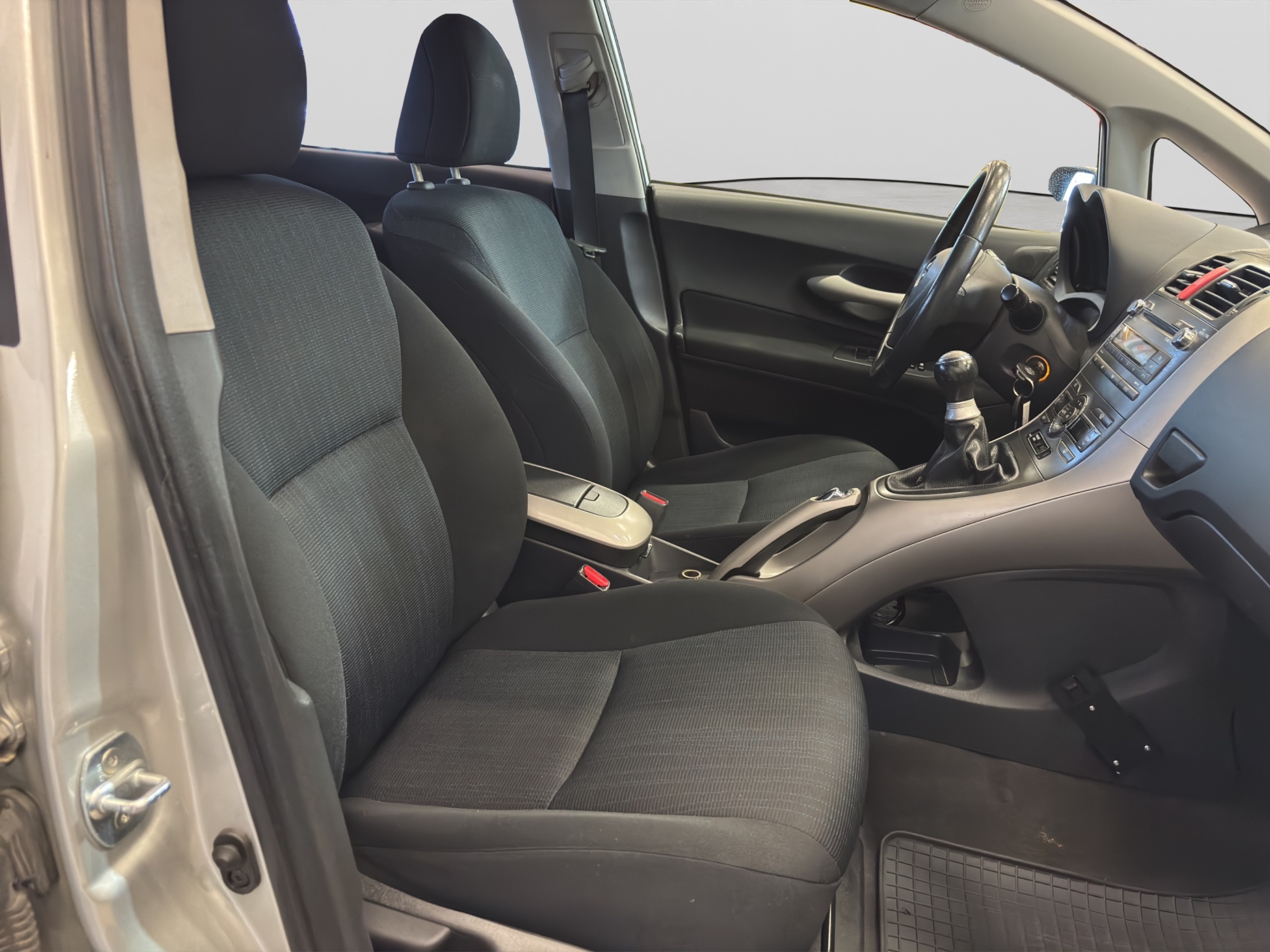 Toyota Auris 2009 – kuva 13