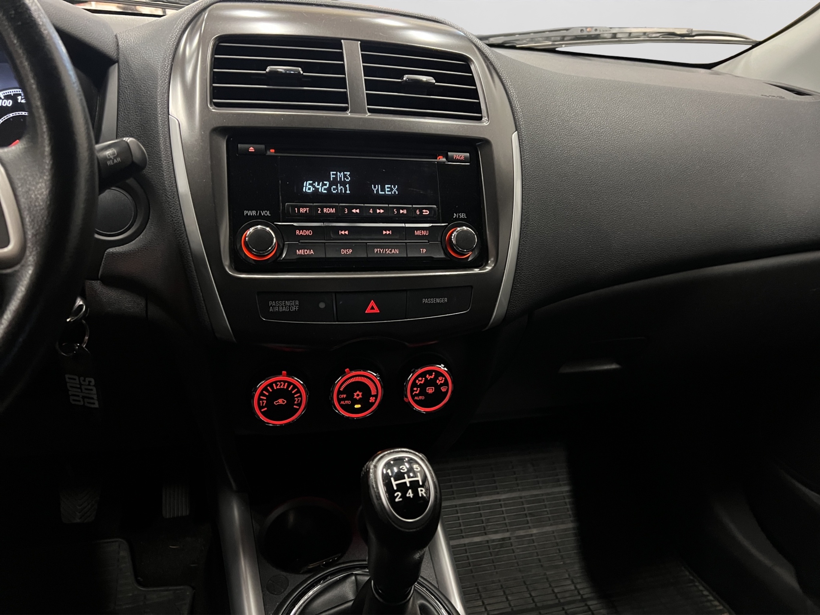 Mitsubishi ASX 2013 – kuva 11